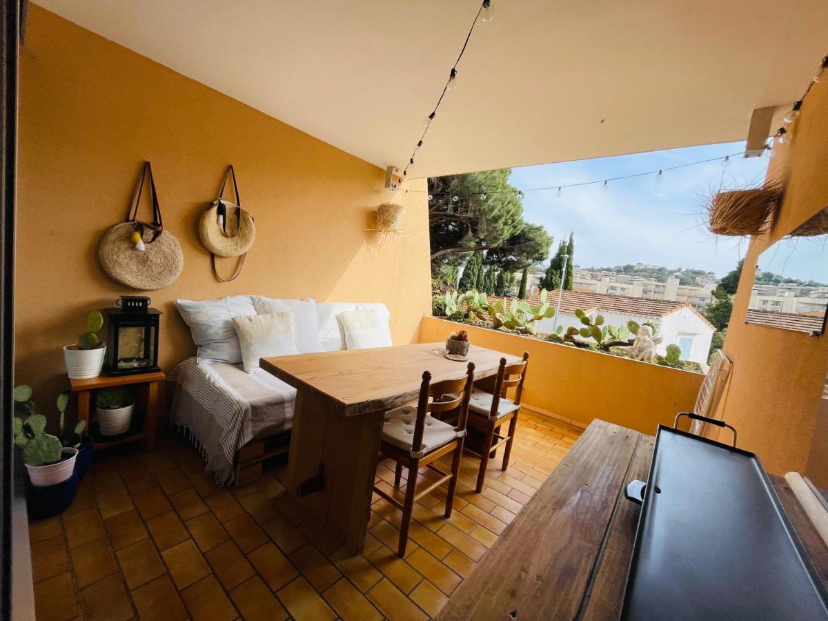 Cosy Deux Pieces Pour 4 Personnes En Centre Ville Classe Cavalaire-sur-Mer Luaran gambar