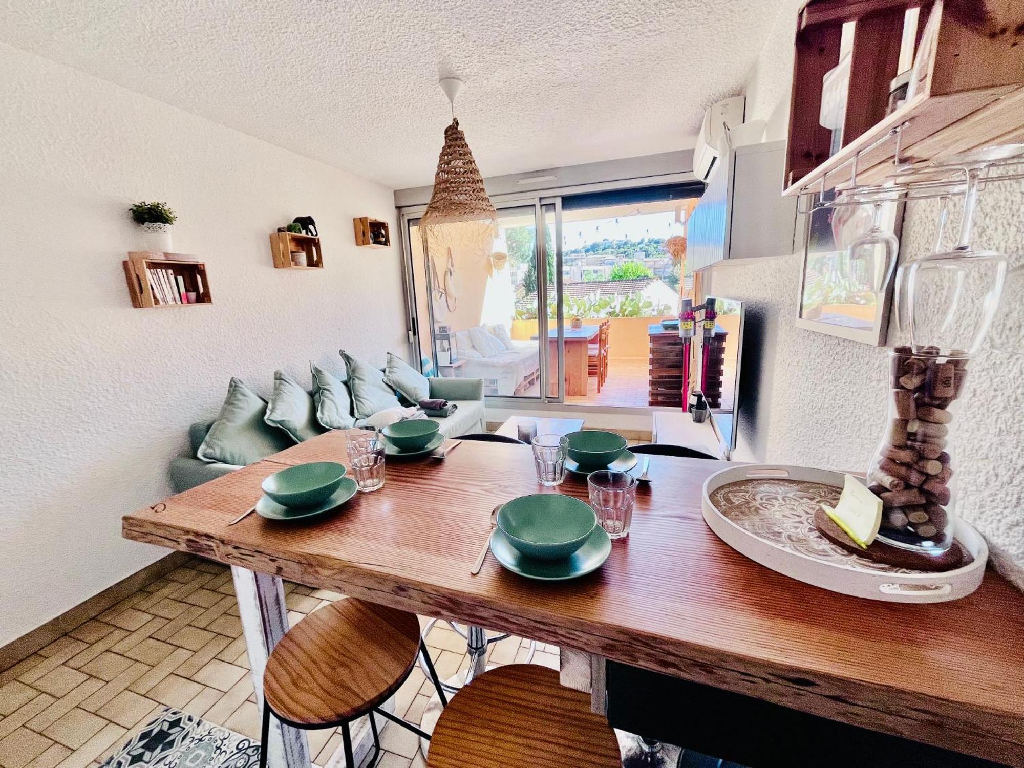 Cosy Deux Pieces Pour 4 Personnes En Centre Ville Classe Cavalaire-sur-Mer Luaran gambar